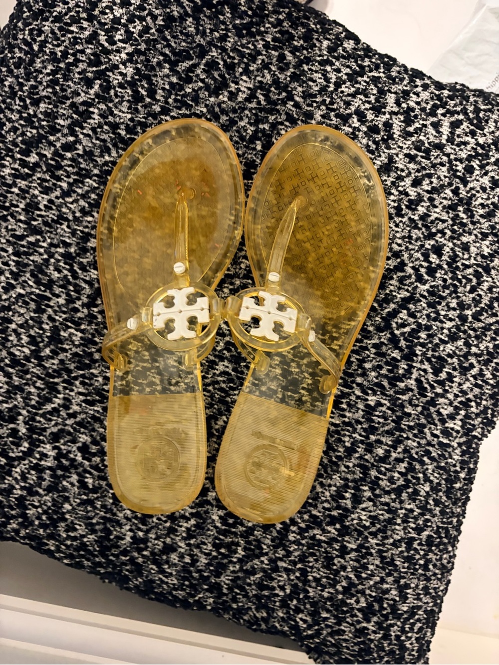 Tory Burch Transparent Yellow Jelly Logo Thong Sandals